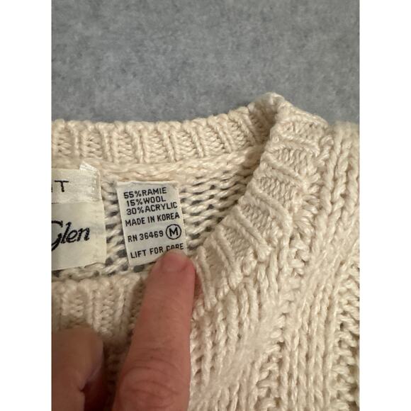 Vintage 80’s Hunters Glen Hand Knit Sweater - Size M - Picture 4 of 7